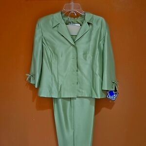 2 piece women's suit